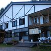 登山の拠点に、山の恵みが味わえ清潔感ある宿泊施設。