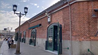 明治時代の煉瓦倉庫を再利用