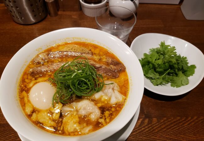 絶品担々麺