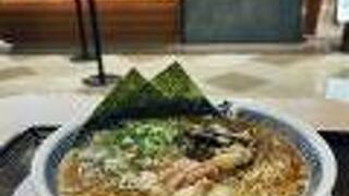 秋限定「豚骨醤油ラーメン」はイマイチでした。