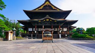 早朝訪問で気持ちよく参拝出来ました