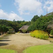 民家園　閉まっていました。