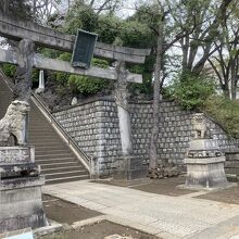 一之鳥居と社号標
