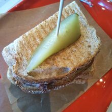 自家製パストラミサンド