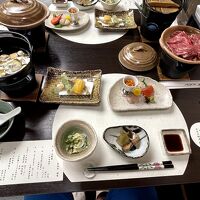 地物の食材を丁寧に提供される夕食