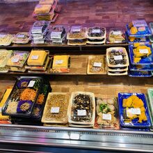 ひじき煮 も買えばよかったな…