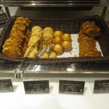 羽田空港国際線 JALサクララウンジ