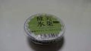 「こおりくずもち」は、シャーベットに近い食感