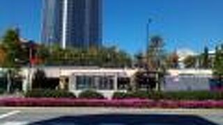 ゆったりとした飲食スペース