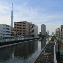 天神橋のあたりから。