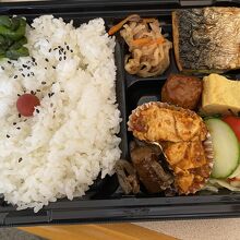 朝食弁当