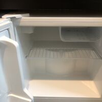 洗面下の冷蔵庫