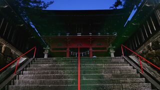 9月下旬の18時過ぎに訪問したところ