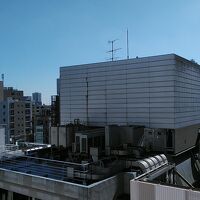 正面は豊洲、築地方面