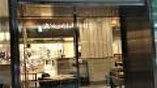 日比谷シャンテ1階のカフェ