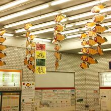 駅構内に病魔退散のご利益がある「きぶな」が飾られてました