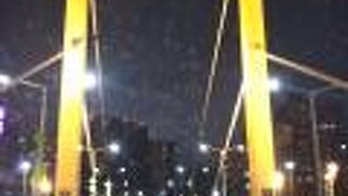 橋のライトアップ