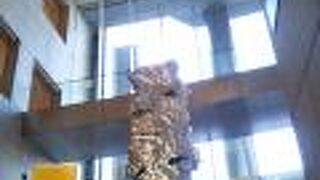 巨大なオブジェ