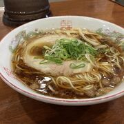 尾道駅の近くで尾道ラーメン！スープの色は濃いけど味はあっさり