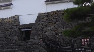 立派なお堀のお城