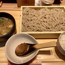 季節の蕎麦御膳856円