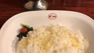 神保町のカレーの有名店