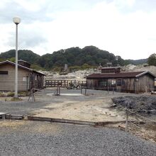 女性用泉質の違う２つの温泉