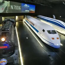 高速鉄道の歴史がわかる導入展示