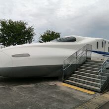 屋外展示はN700系
