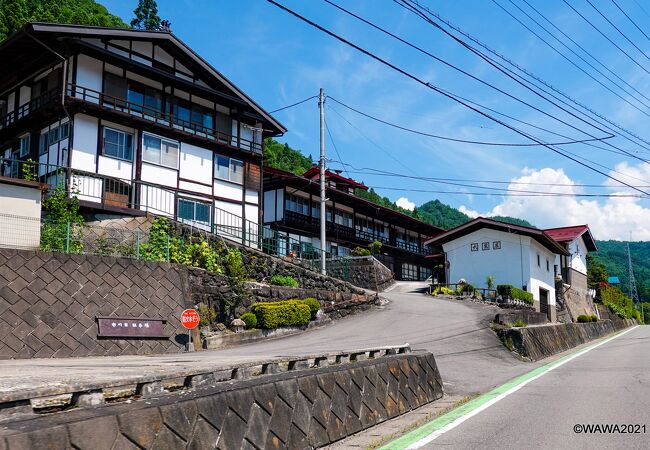 冬住みの里資料館