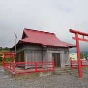 海辺の神社