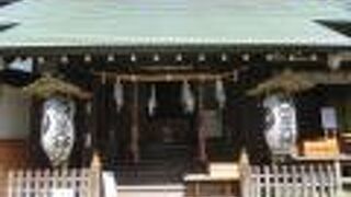 公園の一角にあります