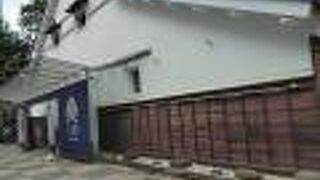 おしゃれな建物でつい入ってしまう！