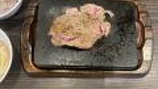 やっぱりステーキ♪