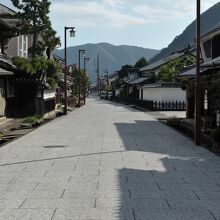 石畳で整備された宿場町跡