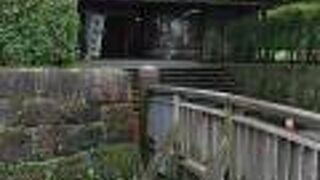 歴史の知識を得られる