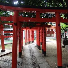 豊栄稲荷神社奉納鳥居