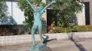 【躍進】こちらの作品はランナーのゴールシーンのようです。