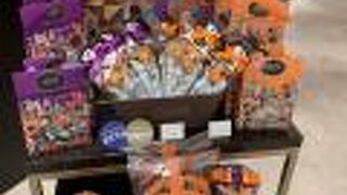 ハロウィン　リンツ ショコラ ブティック 