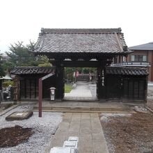 山門の景観です。