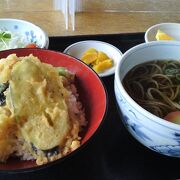 蕎麦が名物、ゆっくり食事できます