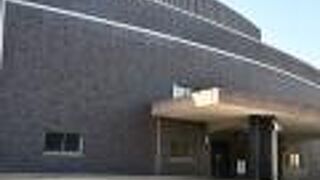 渡辺翁記念会館