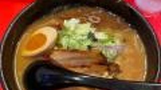 活気のあるラーメン屋さん