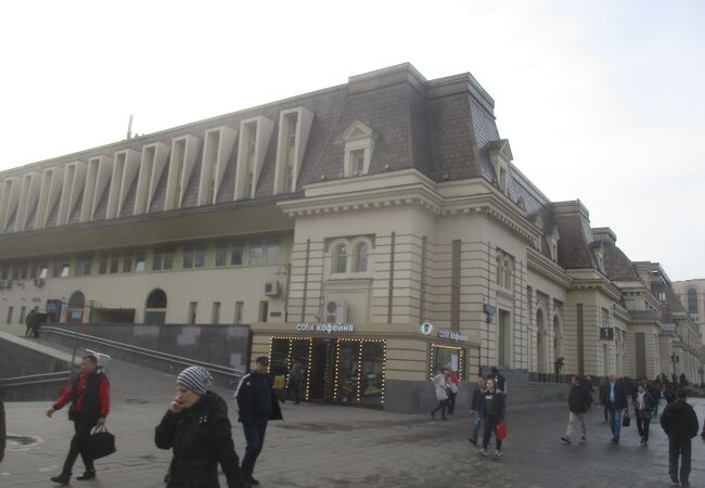 パヴェレツカヤ駅
