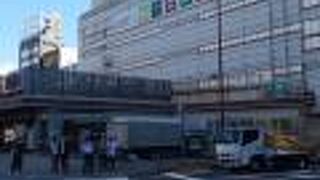 館が分かれている