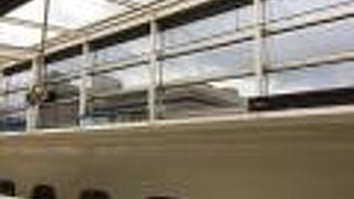 京都駅の　八条口出てすぐ。