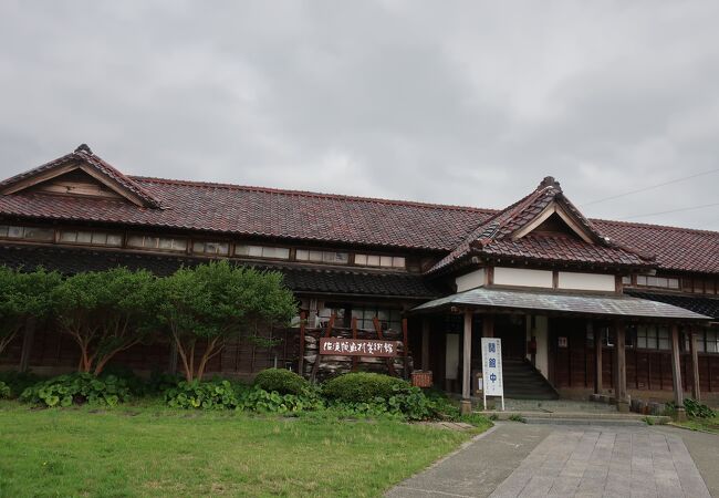 旧相川簡易裁判所の歴史的建造物