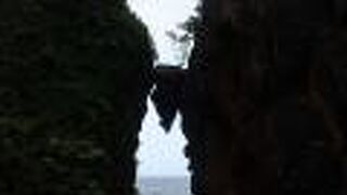 海岸沿いの奇岩