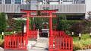 アクアシティお台場の屋上に鎮座している神社