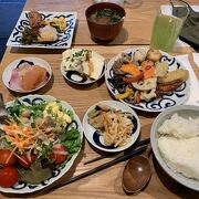 美味しくてボリュームのある朝食ブッフェ